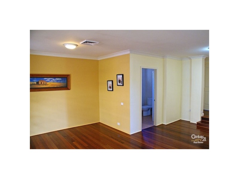 1/18 Warrabina Ave, St Ives NSW 2075