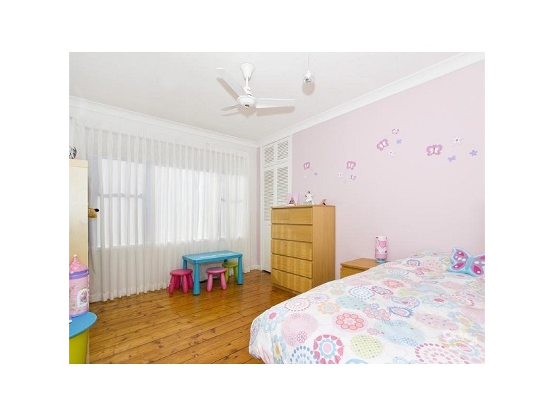 33 Myra Street, Wahroonga NSW 2076