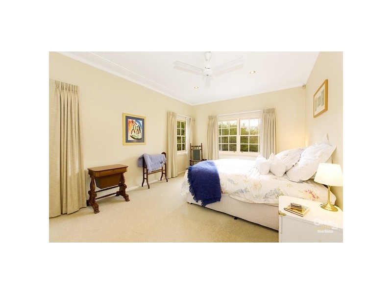 18 Melbourne Road, East Lindfield NSW 2070