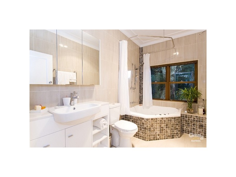 50 Duntroon Avenue, Roseville NSW 2069