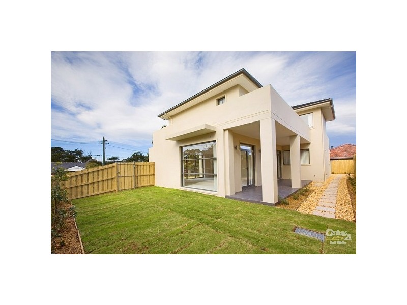 7 Lynbarra Ave, St Ives NSW 2075