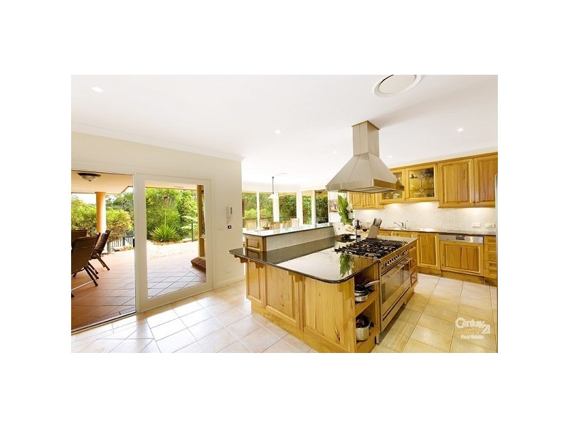 2 Lyrebird Place, St Ives NSW 2075