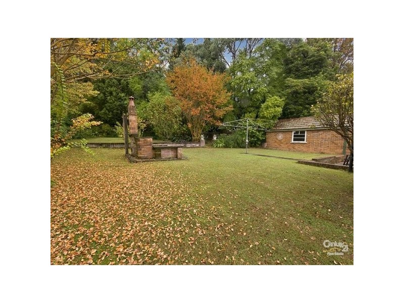 9 Warrimoo Ave, St Ives NSW 2075
