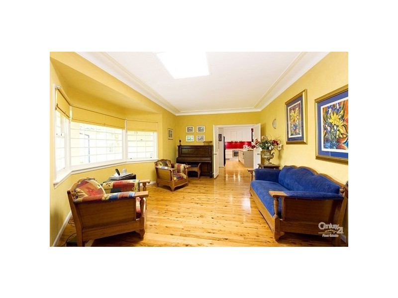 107 Collins Road, St Ives NSW 2075