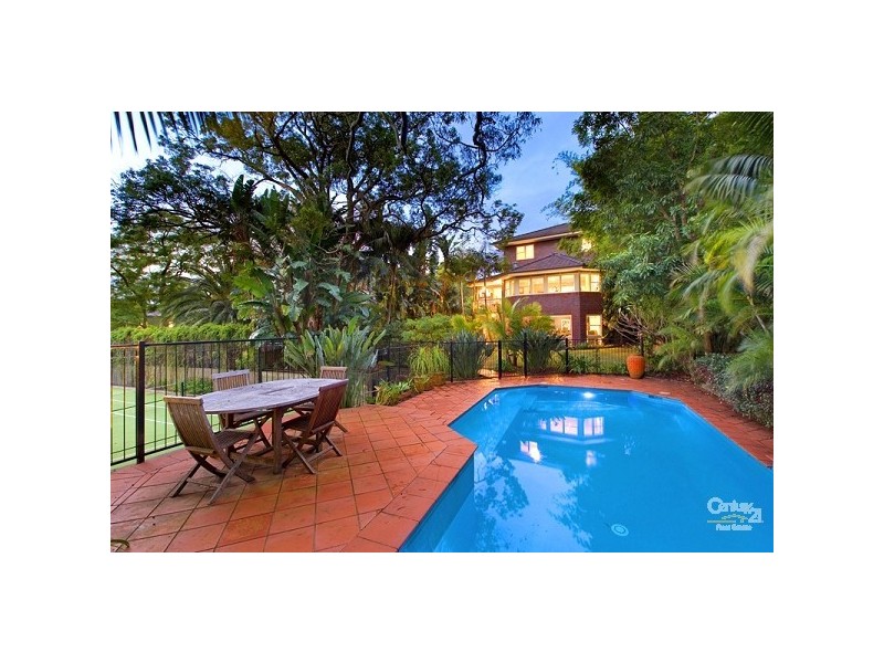 8 Clermiston Avenue, Roseville NSW 2069