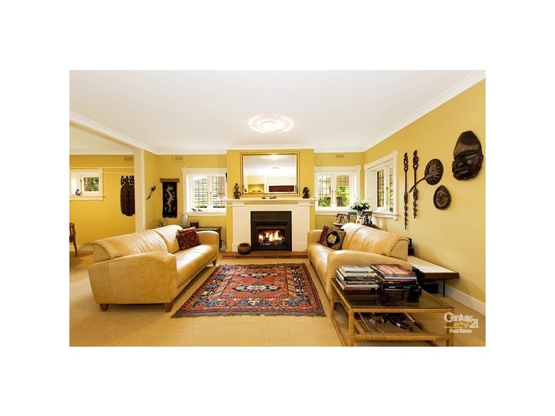 8 Clermiston Avenue, Roseville NSW 2069