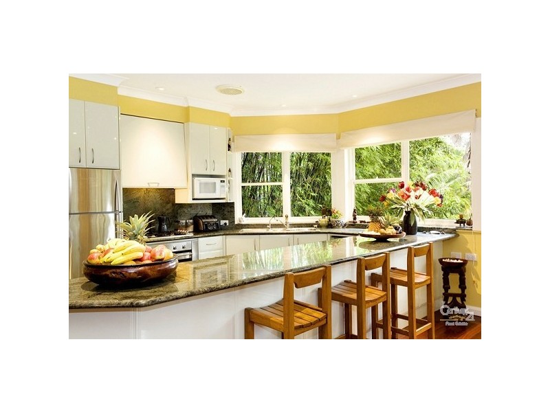 8 Clermiston Avenue, Roseville NSW 2069