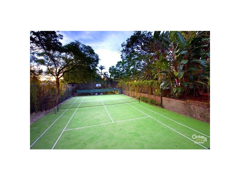 8 Clermiston Avenue, Roseville NSW 2069