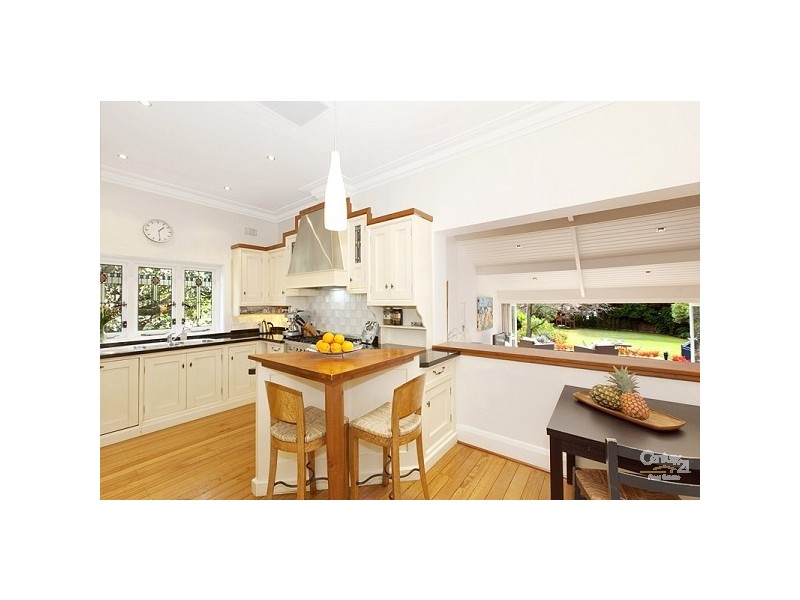 10 Dudley Avenue, Roseville NSW 2069