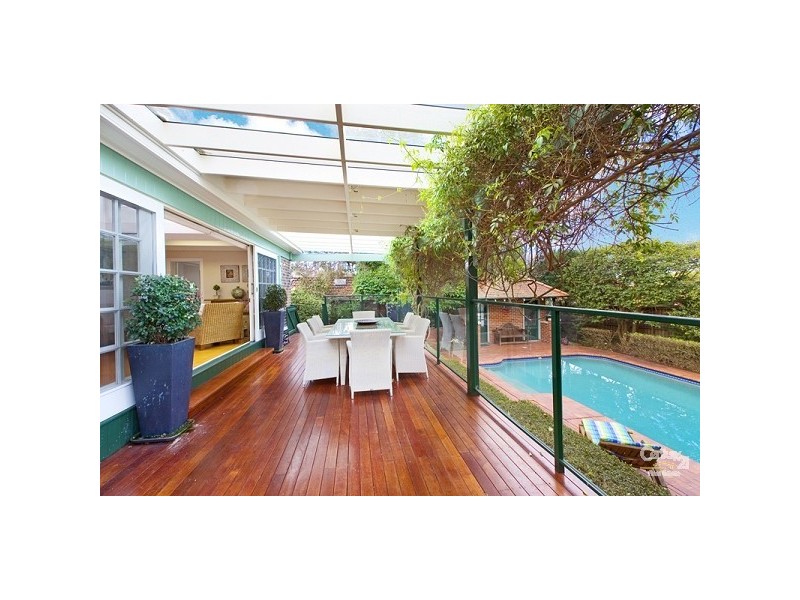 3 Roslyn Avenue, Roseville NSW 2069