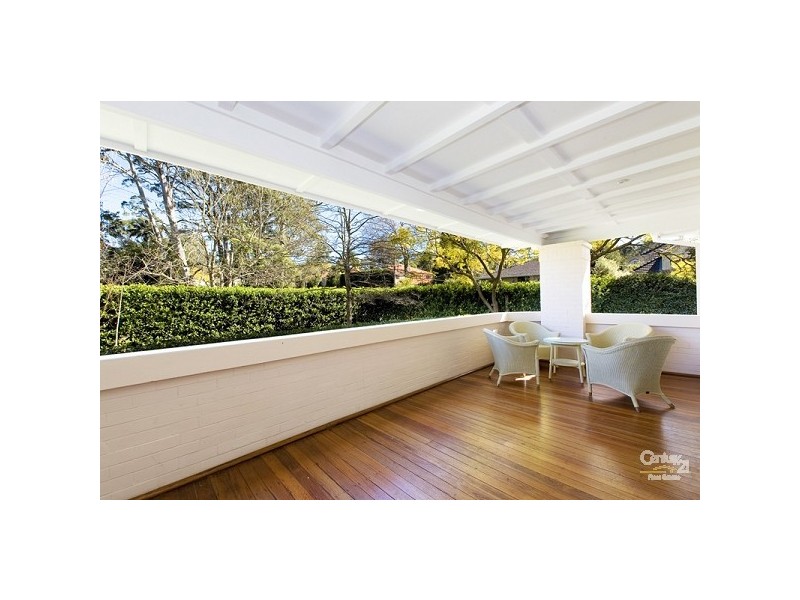 17 Davidson Avenue, Warrawee NSW 2074