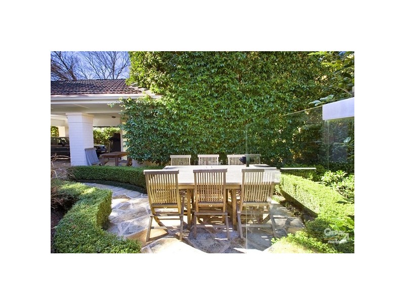 17 Davidson Avenue, Warrawee NSW 2074