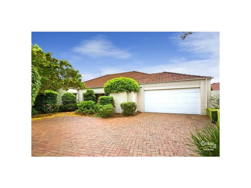 11 Stanley Close, St Ives NSW 2075