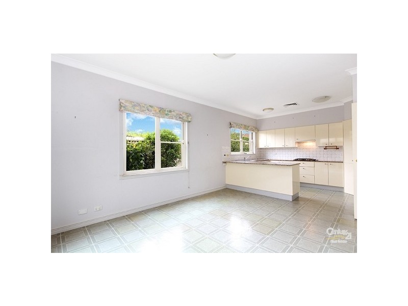 11 Stanley Close, St Ives NSW 2075