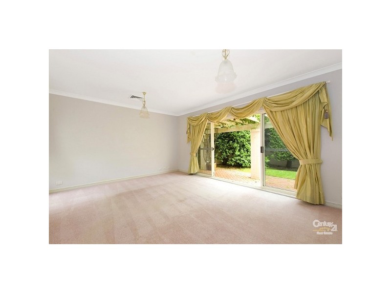 11 Stanley Close, St Ives NSW 2075