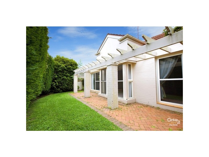 11 Stanley Close, St Ives NSW 2075