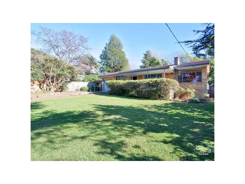 5 Hamilton Parade, Pymble NSW 2073