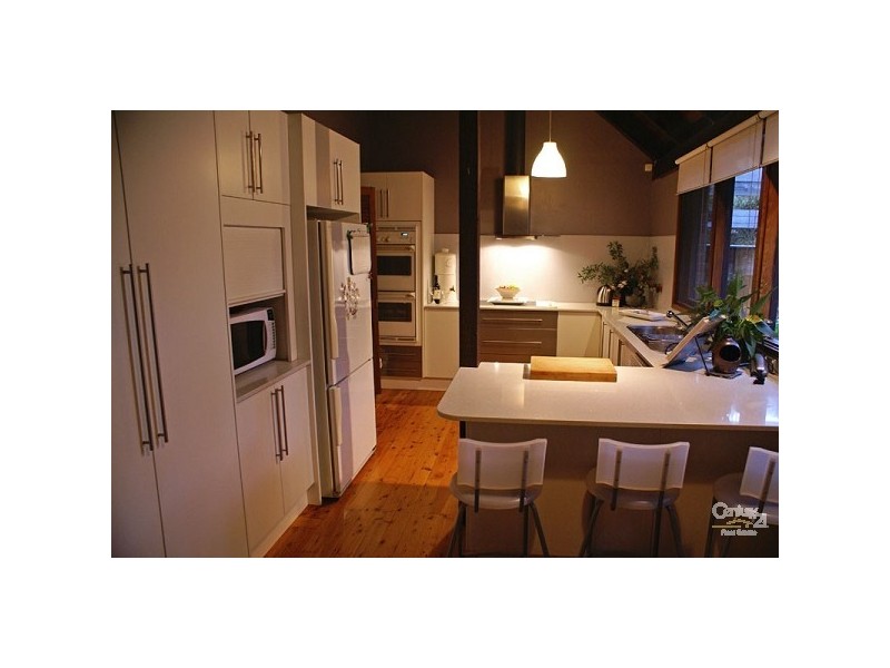 90 Eastern Arterial Road, St Ives NSW 2075