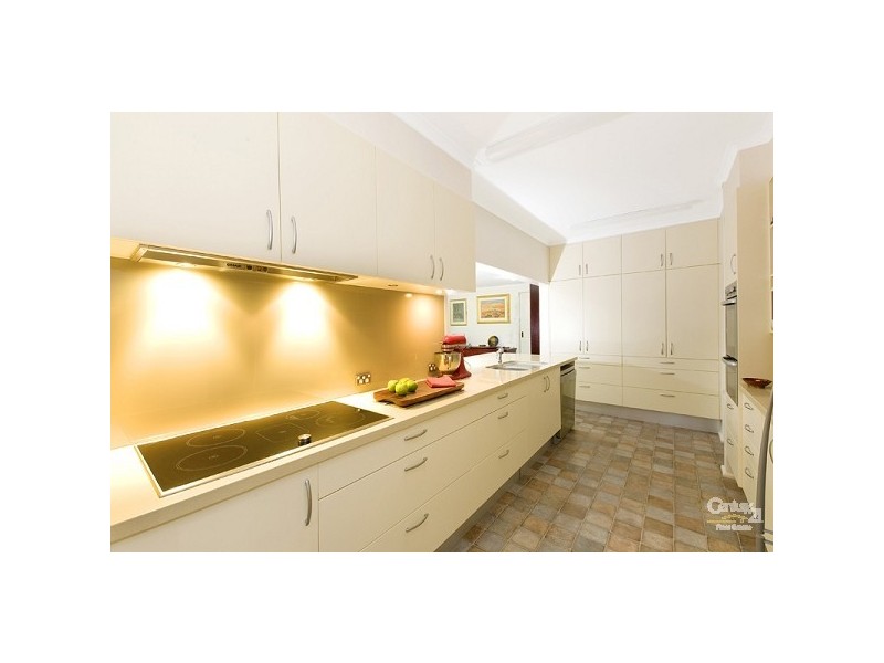 28 Apps Avenue, Turramurra NSW 2074