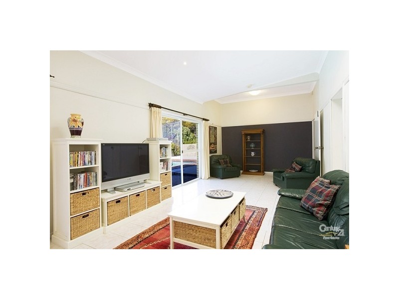 11 Ontario Avenue, Roseville NSW 2069