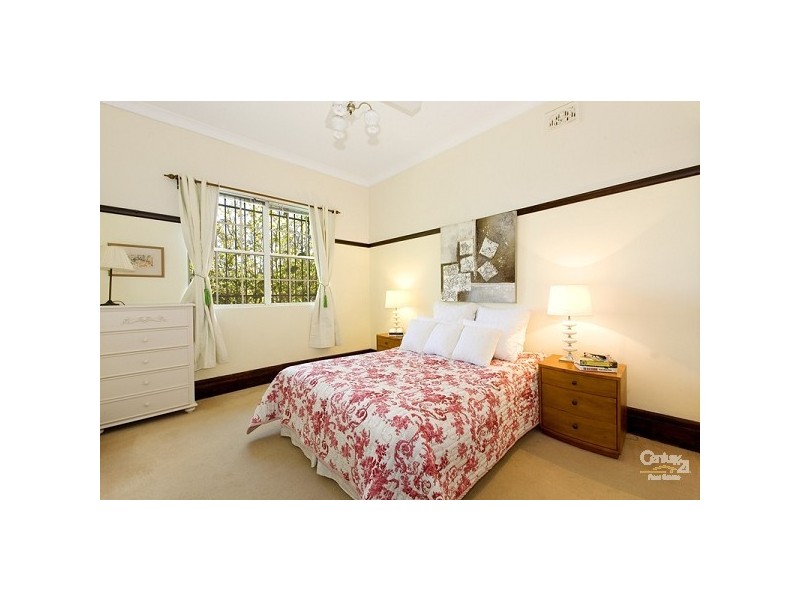 11 Ontario Avenue, Roseville NSW 2069