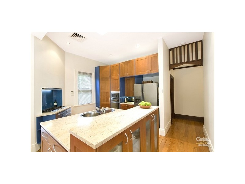 17 Oliver Road, Roseville NSW 2069