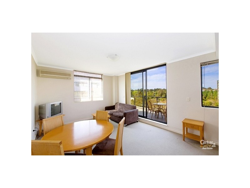 2708/32-36 Orara Street, Waitara NSW 2077