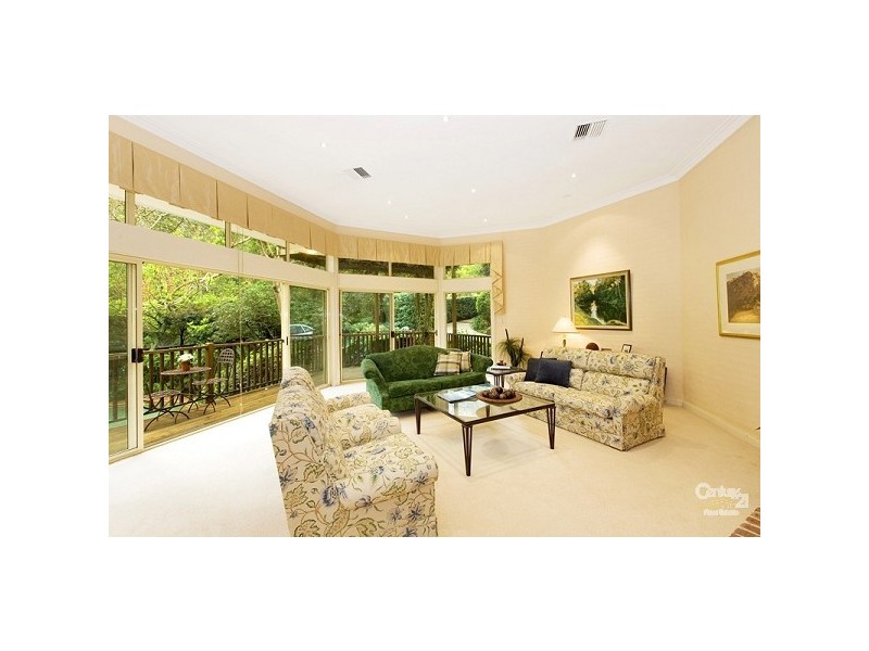 5a Ada Ave, Wahroonga NSW 2076