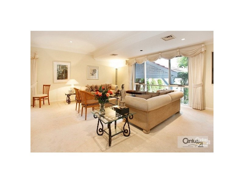 10 Carmen, St Ives NSW 2075