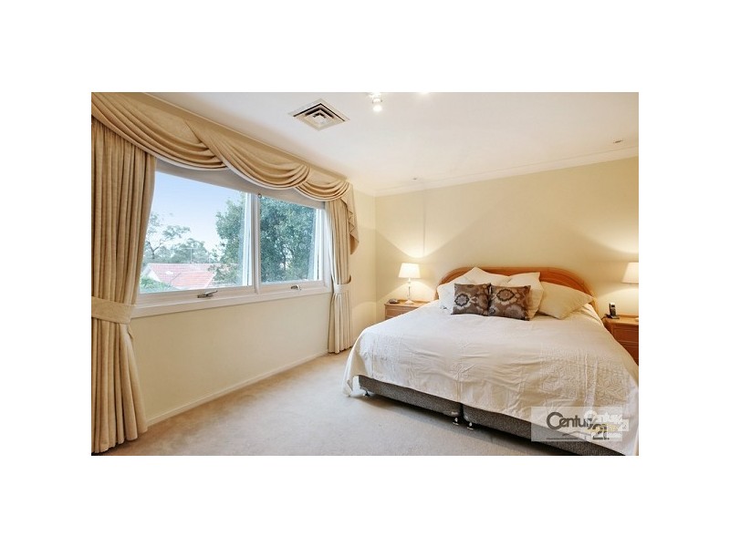 10 Carmen, St Ives NSW 2075