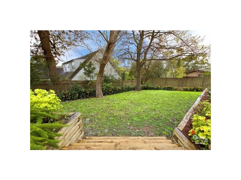 4 Garrett Avenue, Turramurra NSW 2074