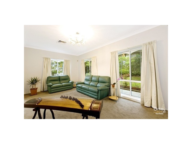 4 Garrett Avenue, Turramurra NSW 2074