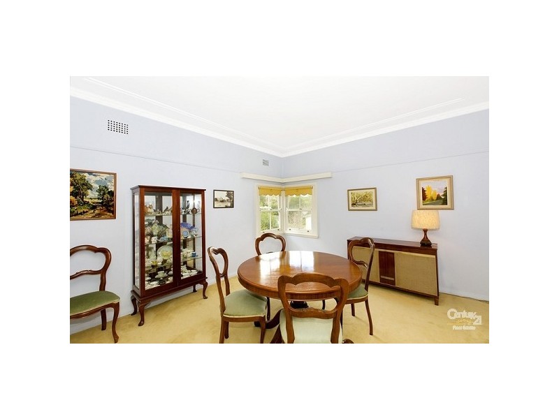 120 Kissing Point Rd, Turramurra NSW 2074