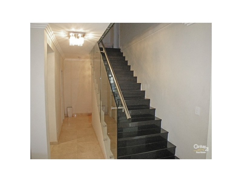 34 Tennyson Avenue, Turramurra NSW 2074