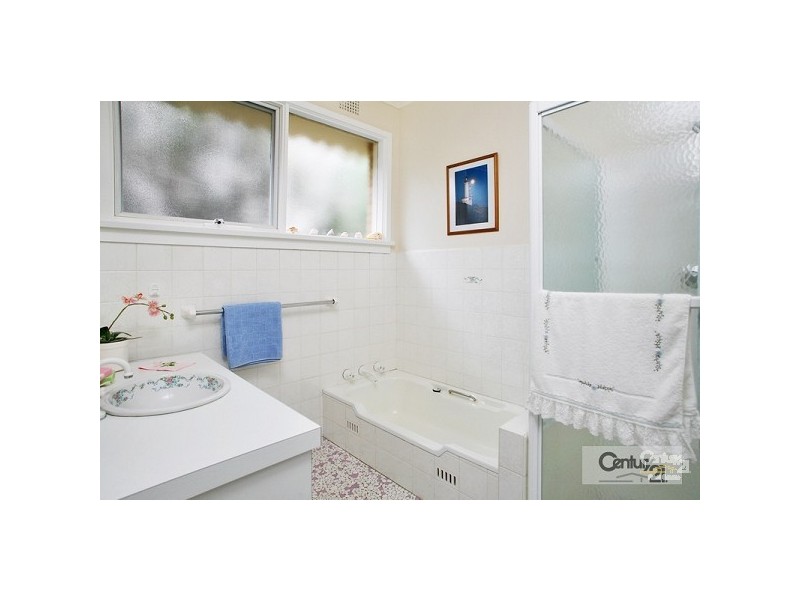 19 Yarrabung Road, St Ives NSW 2075