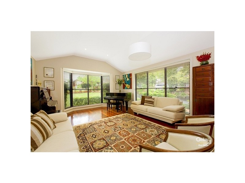 14 Richmond Ave, St Ives NSW 2075