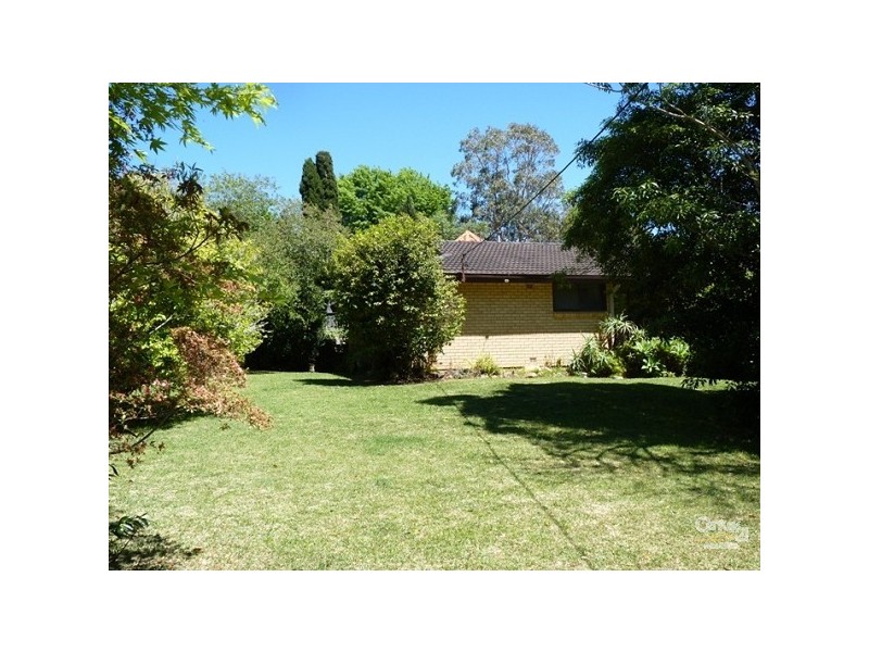 2 Gould Avenue, St Ives NSW 2075