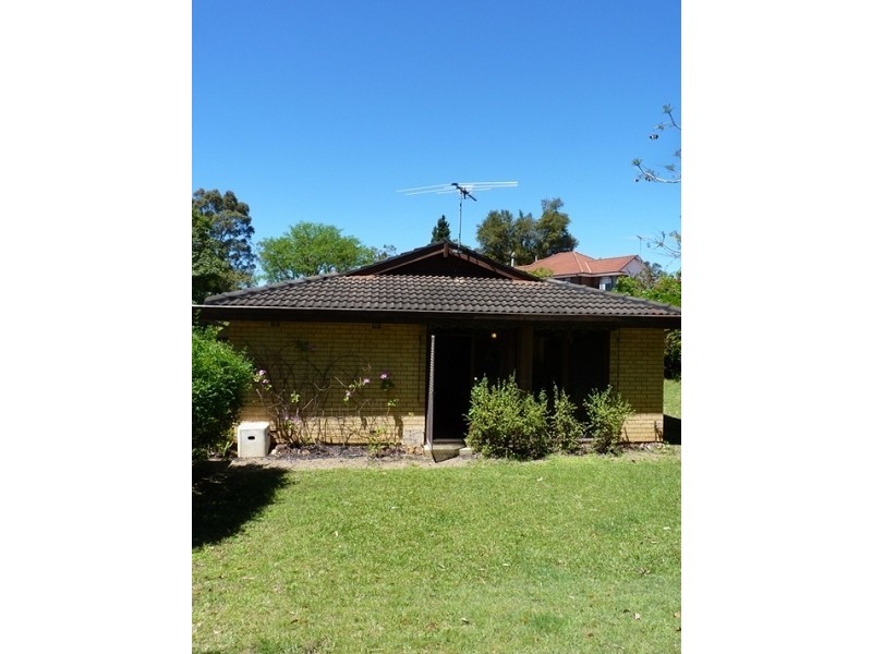 2 Gould Avenue, St Ives NSW 2075