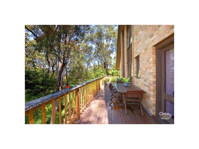 1 Pembroke Avenue, Turramurra NSW 2074