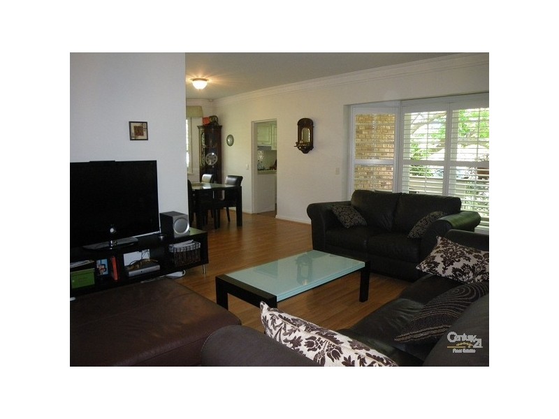 1/2 Cherry St, Warrawee NSW 2074