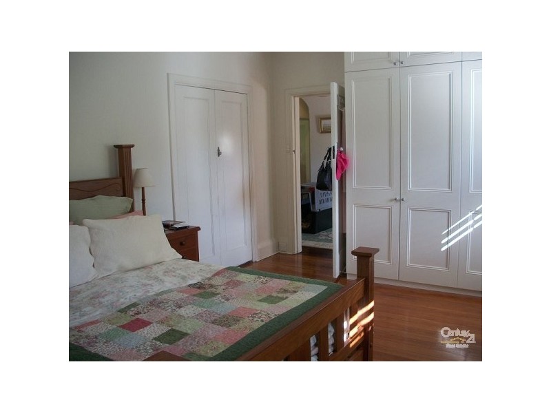 19 Redgum Avenue, Killara NSW 2071