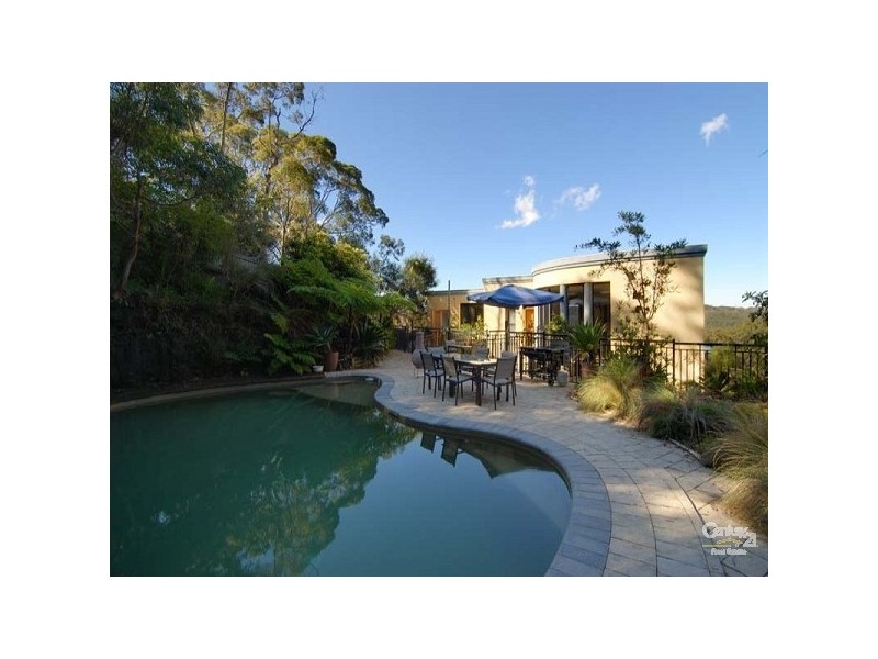 77 Cambourne Ave, St Ives NSW 2075