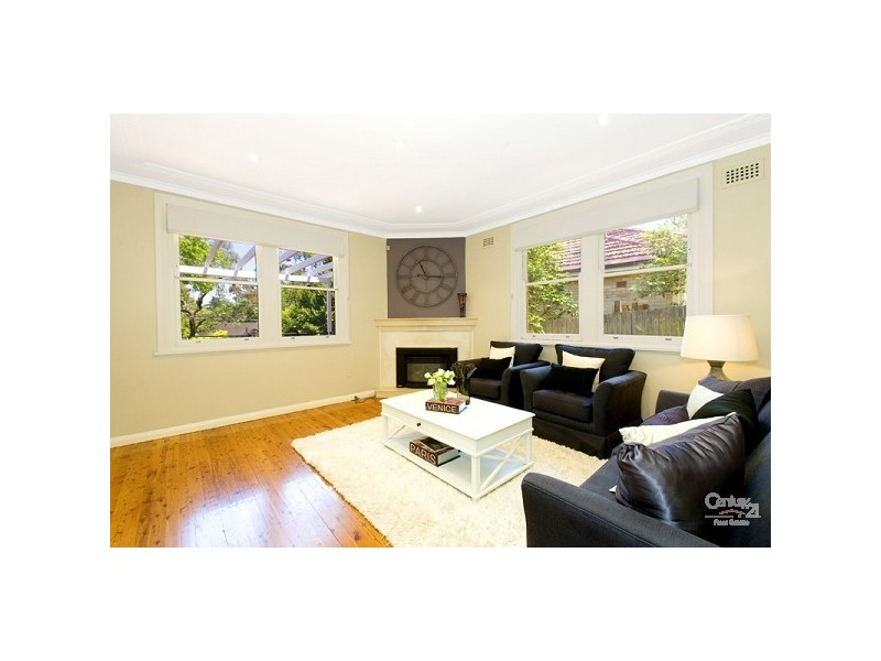 39 Inverallan Avenue, West Pymble NSW 2073