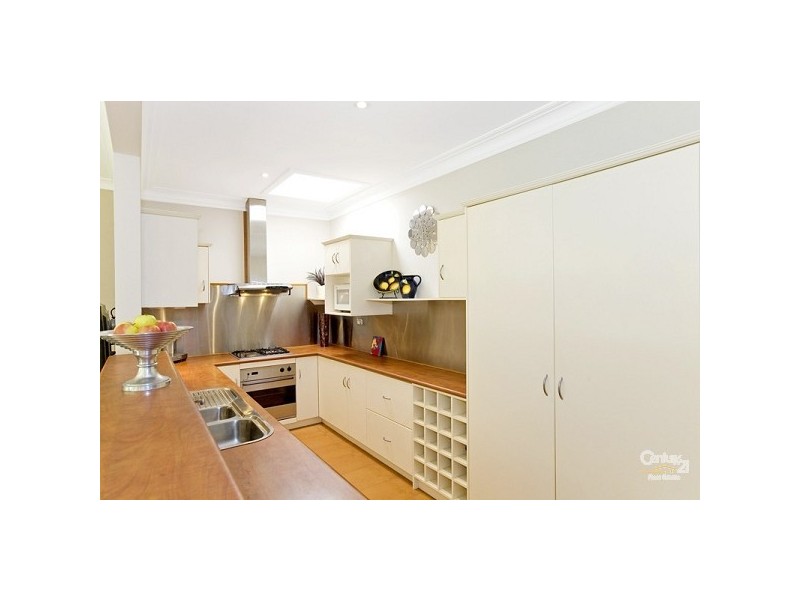 39 Inverallan Avenue, West Pymble NSW 2073
