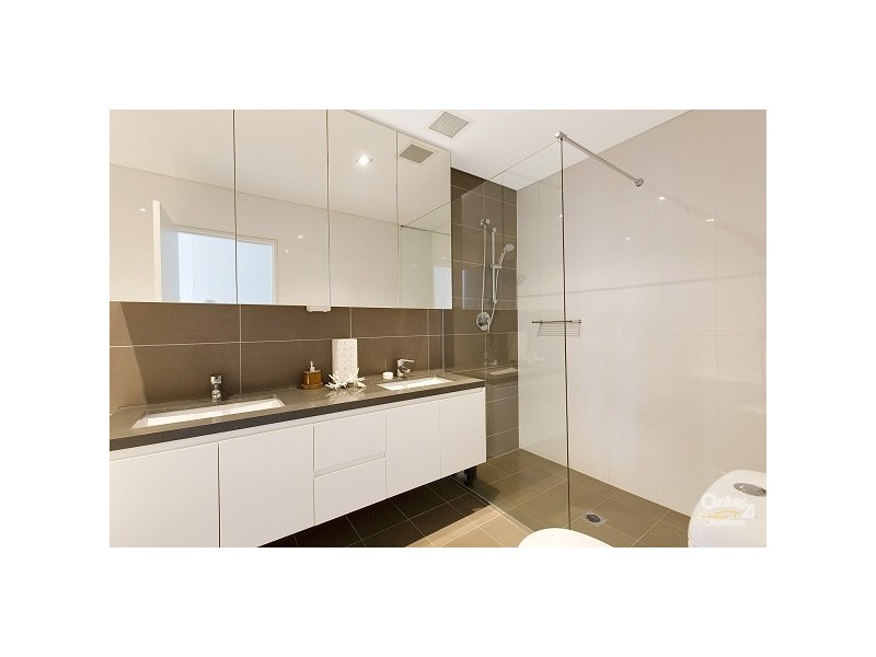 12&20- 17/19 Newhaven Place, St Ives NSW 2075