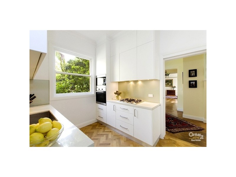 2 Crescent Close, Warrawee NSW 2074