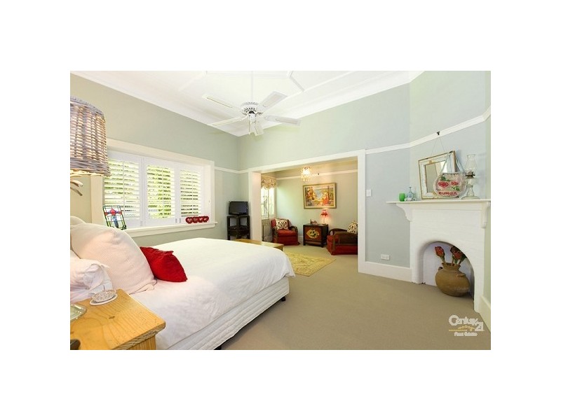 6 Melnotte Avenue, Roseville NSW 2069