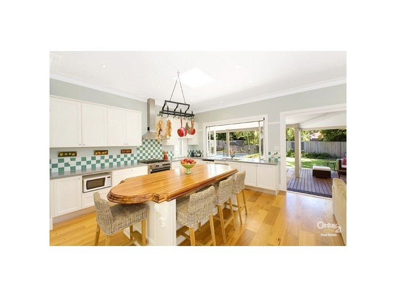 6 Melnotte Avenue, Roseville NSW 2069