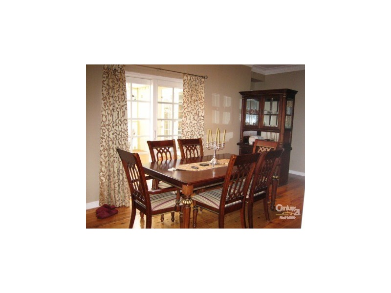 36 Fairlawn Avenue, Turramurra NSW 2074