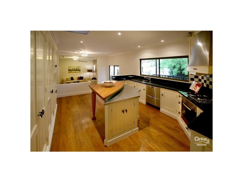 19 Cherry Street, Warrawee NSW 2074